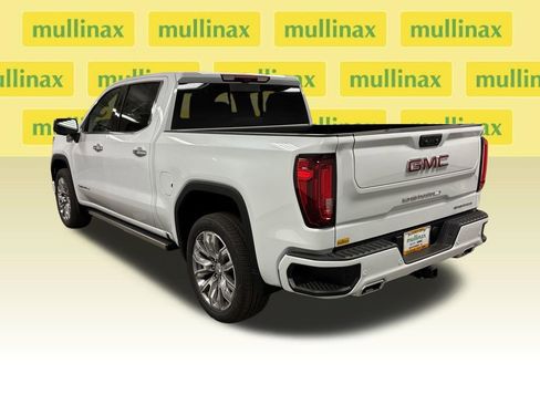 New 2026 GMC Sierra 1500 Denali w/ Denali Reserve Package AWD/4WD image 15
