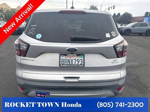 Used 2017 Ford Escape SE FWD image 6