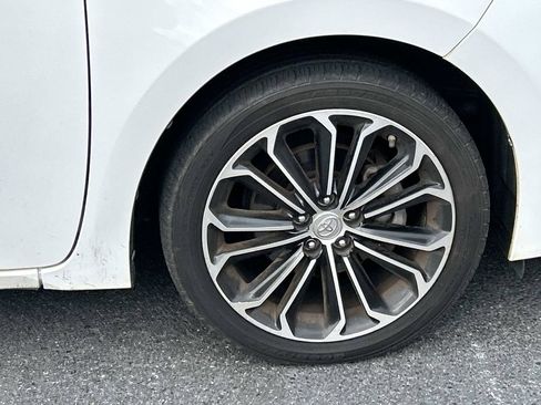 Used 2016 Toyota Corolla S Premium FWD image 10