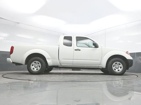 Used 2019 Nissan Frontier S image 35