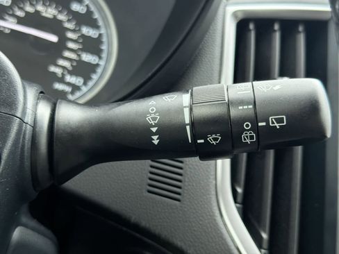 Used 2020 Subaru Forester Premium image 26