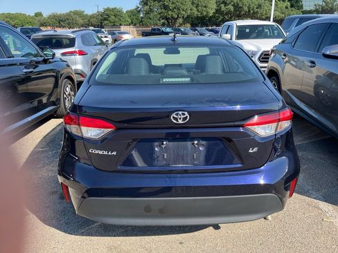 Used 2024 Toyota Corolla LE FWD image 5