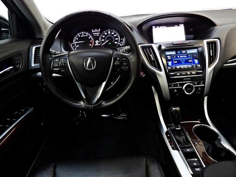 Used 2015 Acura TLX w/ Technology Package FWD image 26