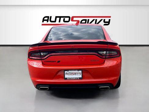 Used 2022 Dodge Charger SXT w/ Blacktop Package AWD/4WD image 6