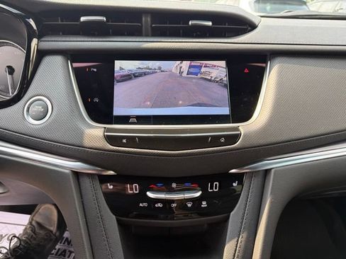 Used 2024 Cadillac XT5 Luxury w/ LPO, Floor Liner Package AWD/4WD image 18