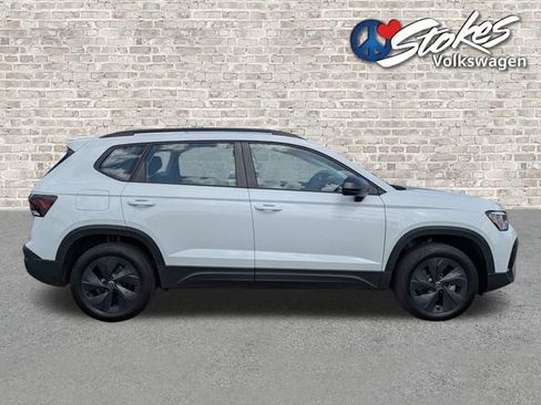 Certified 2025 Volkswagen Taos S FWD image 3