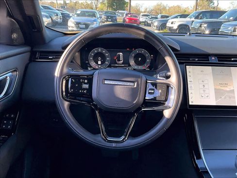 Used 2026 Land Rover Range Rover Velar S AWD/4WD image 6