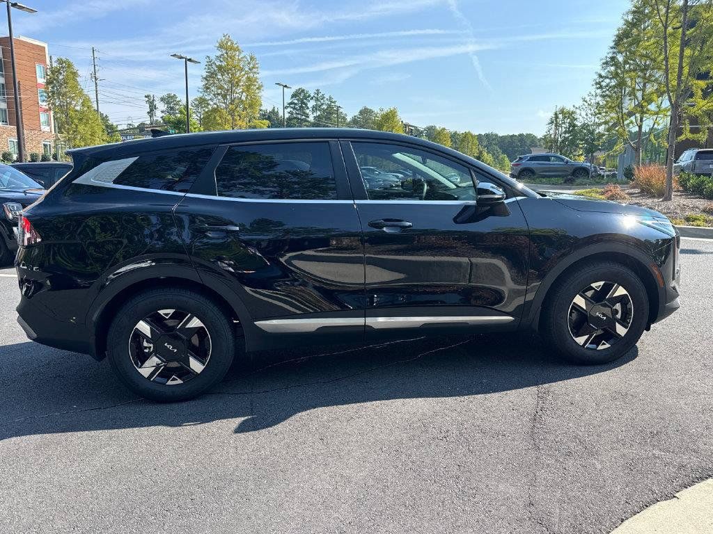 Used 2026 Kia Sportage LX w/ LX Convenience Package FWD image 8