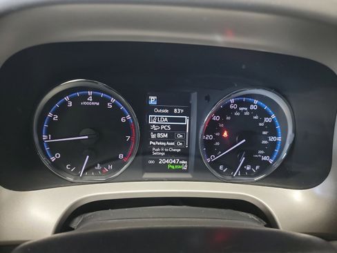 Used 2016 Toyota RAV4 Limited w/ Advanced Technology Package AWD/4WD image 18