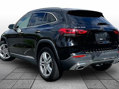 Certified 2022 Mercedes-Benz GLA 250 4MATIC image 3