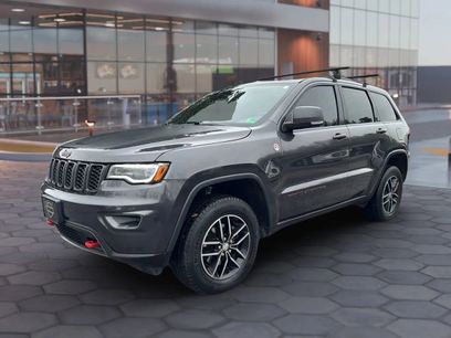 Used 2018 Jeep Grand Cherokee Trailhawk w/ Trailhawk Luxury Group