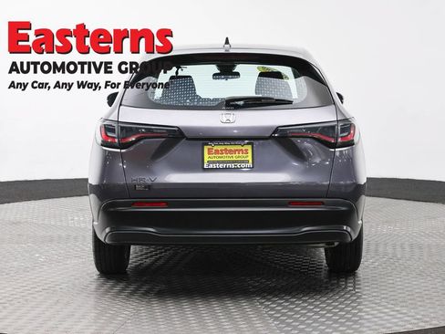 Used 2023 Honda HR-V LX image 6