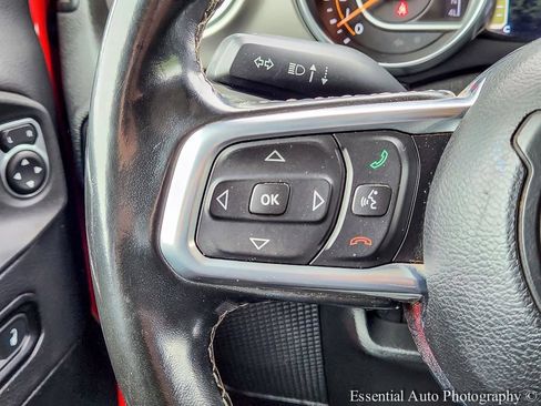 Used 2020 Jeep Wrangler Unlimited Sahara AWD/4WD image 13