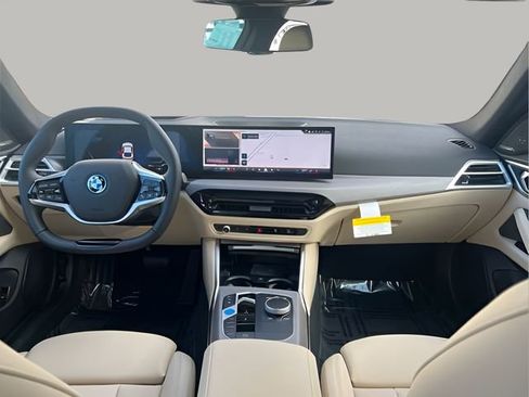 Used 2025 BMW i4 xDrive40i w/ Premium Package image 12