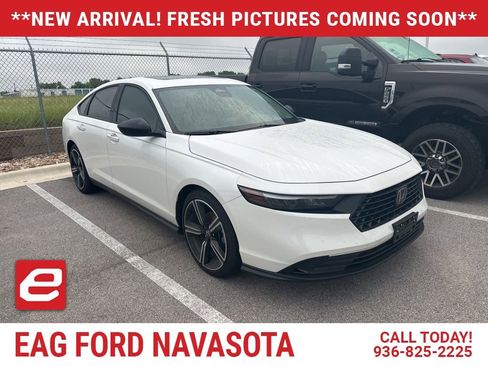Used 2026 Honda Accord SE image 1