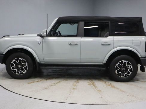 Used 2023 Ford Bronco Outer Banks image 10