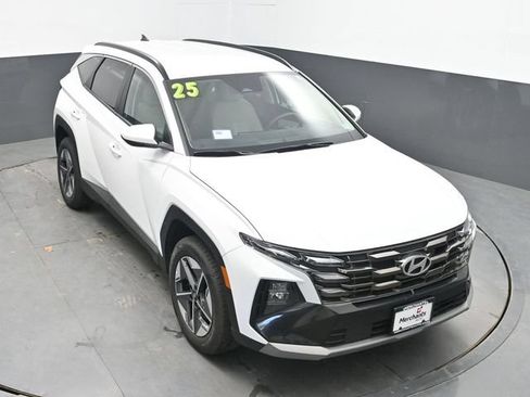 Used 2025 Hyundai Tucson SEL AWD/4WD image 27