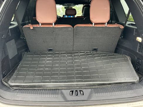 Used 2025 Lincoln Aviator Reserve w/ Equipment Group 201A AWD/4WD image 17