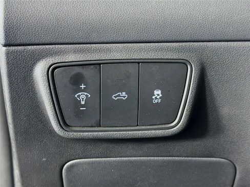 Certified 2024 Hyundai Santa Cruz Limited AWD/4WD image 10
