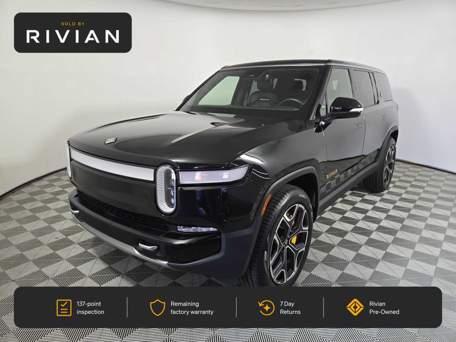 Used 2023 Rivian R1S Launch Edition Quad AWD/4WD image 1