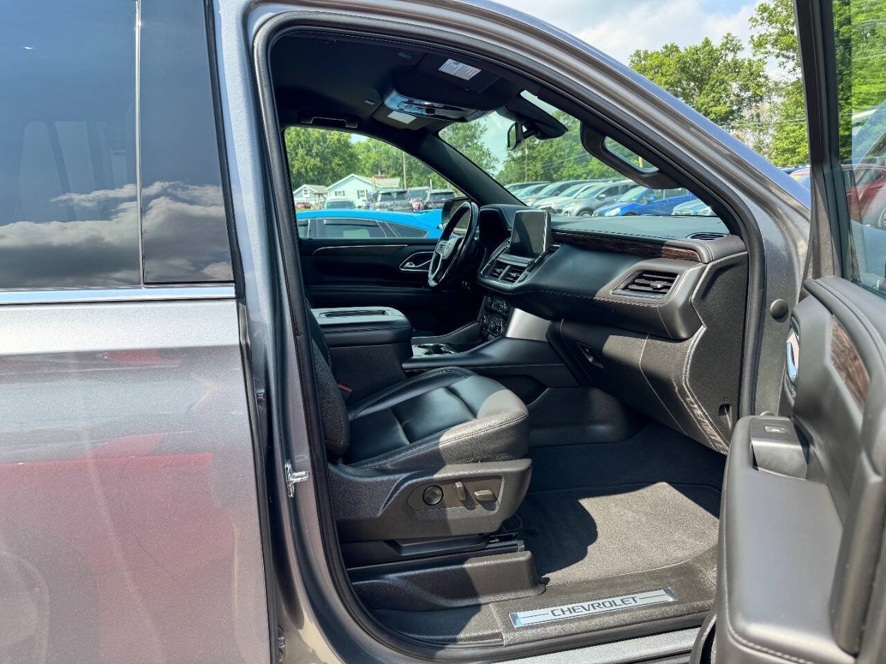 Used 2021 Chevrolet Tahoe LT AWD/4WD image 9