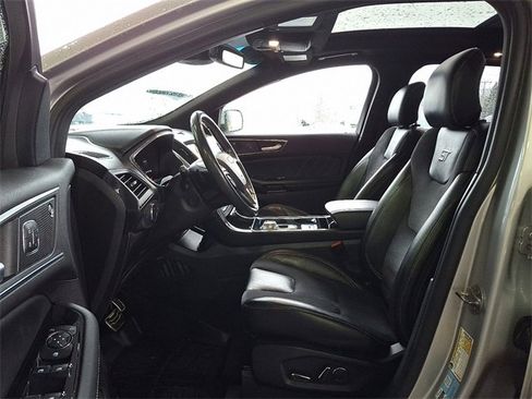 Used 2019 Ford Edge ST w/ Cold Weather Package image 13