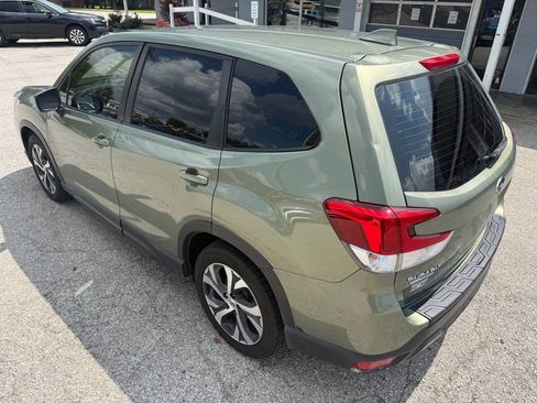 Used 2020 Subaru Forester AWD/4WD image 8