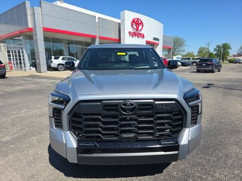 Used 2025 Toyota Tundra Limited w/ TRD Off-Road Package image 3