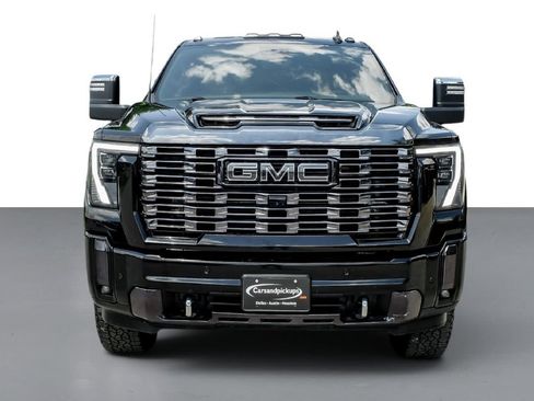 Used 2024 GMC Sierra 2500 Denali Ultimate w/ Max Trailering Package AWD/4WD image 3
