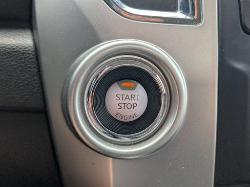 Used 2021 Nissan Titan SV w/ SV Convenience Package RWD image 29
