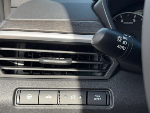 New 2025 Nissan Altima 2.5 SL image 28