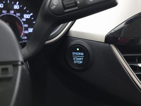 Used 2022 Ford Escape SE w/ Convenience Package image 17