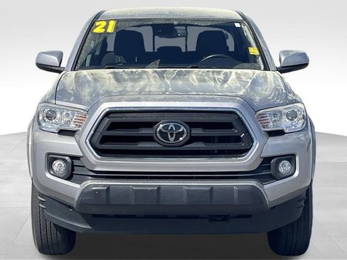 Used 2021 Toyota Tacoma SR5 image 9