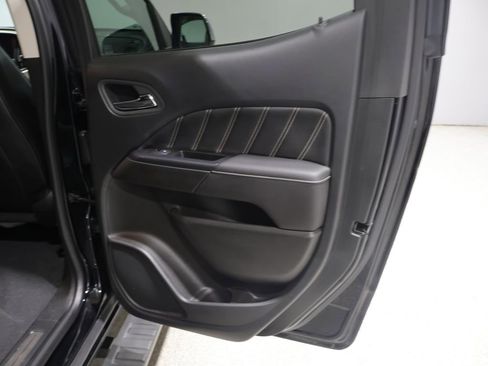 Used 2022 GMC Canyon Denali w/ Denali Black Edition Package AWD/4WD image 21