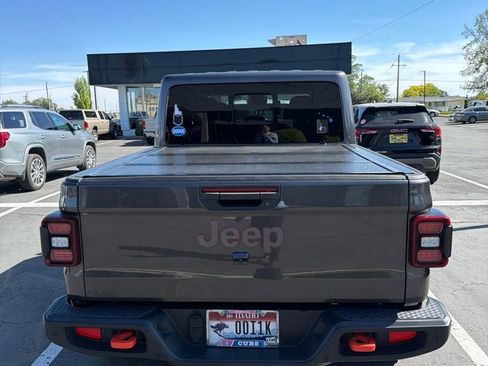 Used 2021 Jeep Gladiator Mojave w/ Dual Top Group AWD/4WD image 4