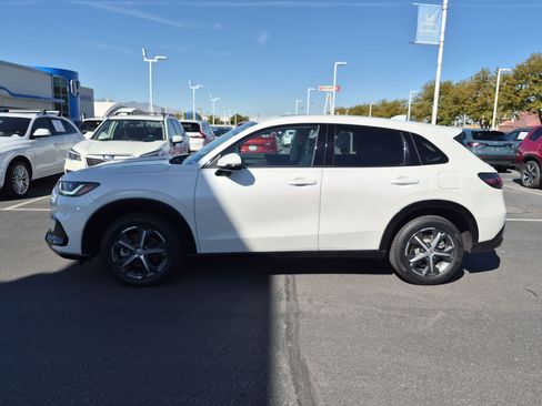 Certified 2024 Honda HR-V EX-L image 9