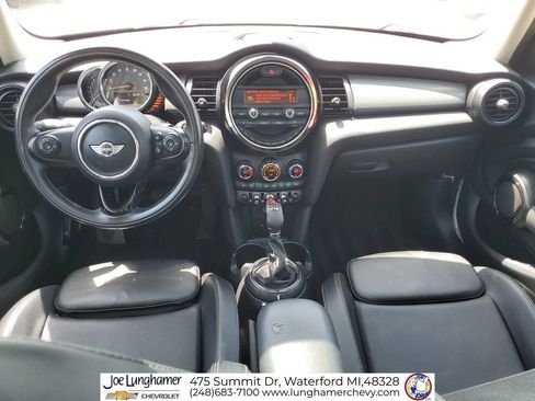 Used 2016 MINI Cooper 4-Door Hardtop FWD image 21