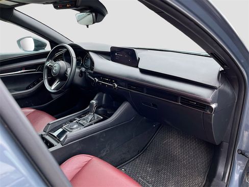 Used 2024 MAZDA MAZDA3 s image 30