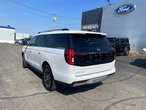 Certified 2025 Ford Expedition Max Platinum AWD/4WD image 3