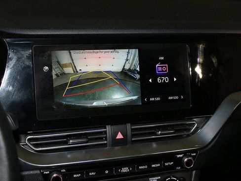 Used 2022 Kia Niro EX w/ Cold Weather Package image 18