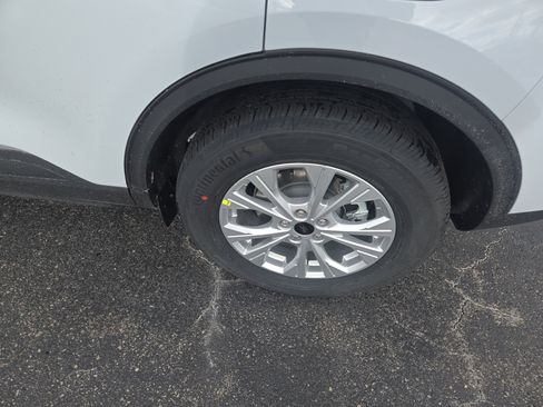 New 2026 Ford Escape Active w/ Cold Weather Package image 14