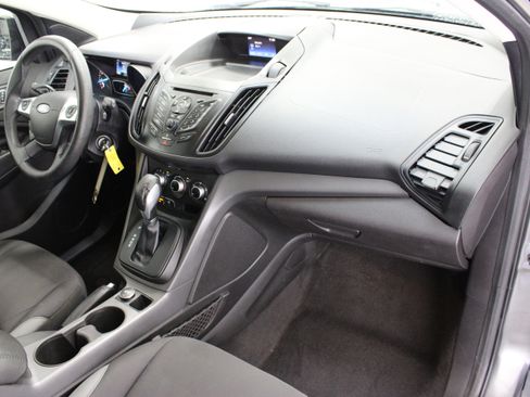 Used 2016 Ford Escape S FWD image 32