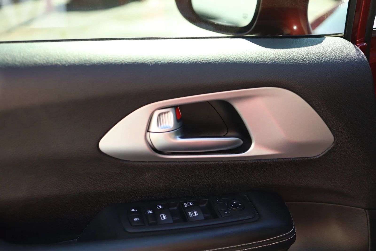 Used 2019 Chrysler Pacifica Touring-L w/ Advanced Safetytec Group FWD image 10