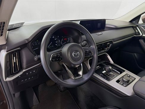 Used 2024 MAZDA CX-90 3.3 Turbo w/ Premium Package AWD/4WD image 16