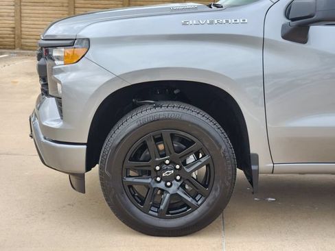 Used 2026 Chevrolet Silverado 1500 Custom RWD image 15
