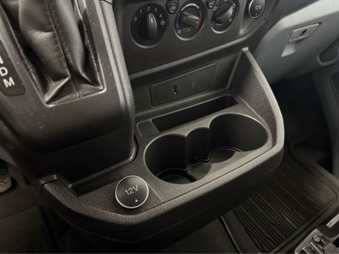 Used 2019 Ford Transit 150 XLT RWD image 23