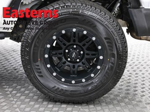 Used 2020 Jeep Wrangler Sport AWD/4WD image 30