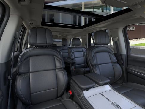 New 2025 Lincoln Navigator L Reserve AWD/4WD image 40