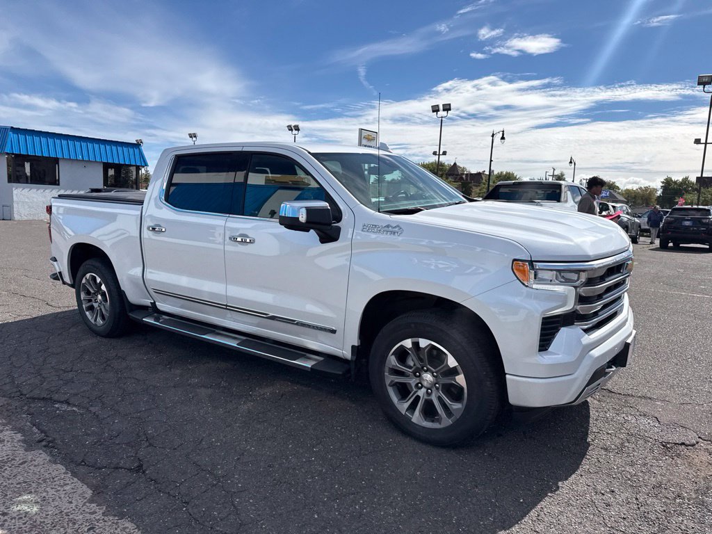 Used 2023 Chevrolet Silverado 1500 High Country AWD/4WD image 6