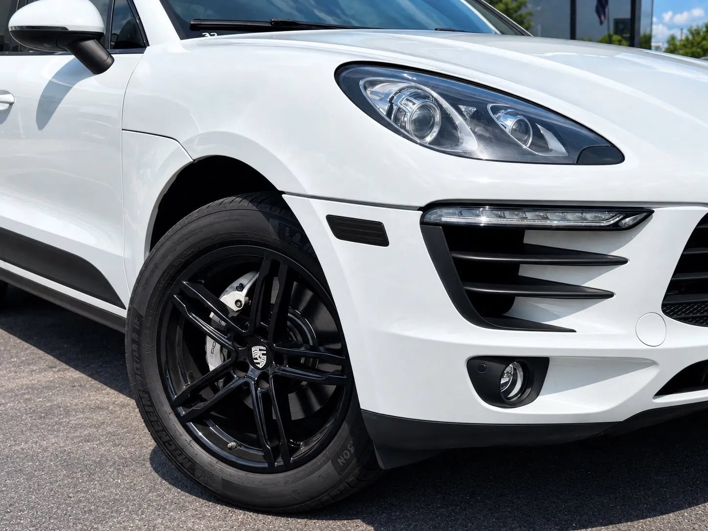 Used 2016 Porsche Macan S AWD/4WD image 2